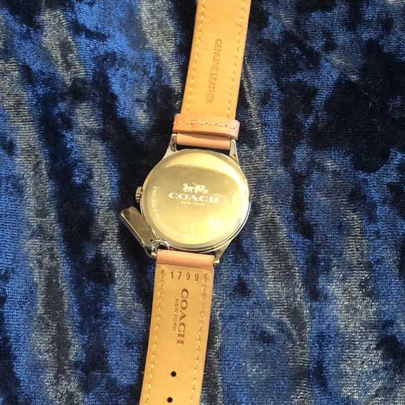 Pink Coach Watch - Picture 3 of 4